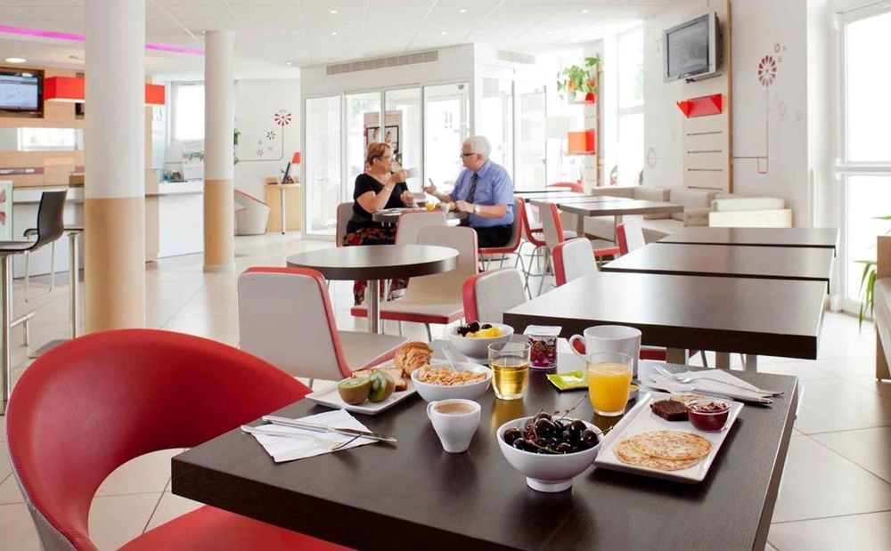 Hotel Ibis Auxerre Centre Restaurace fotografie